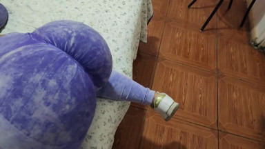 Flogging leggings ass